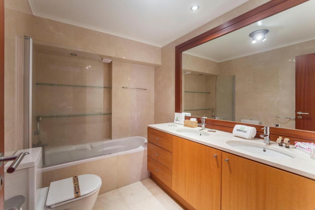 Deluxe Marina Apartment Понта-Делгада Экстерьер фото