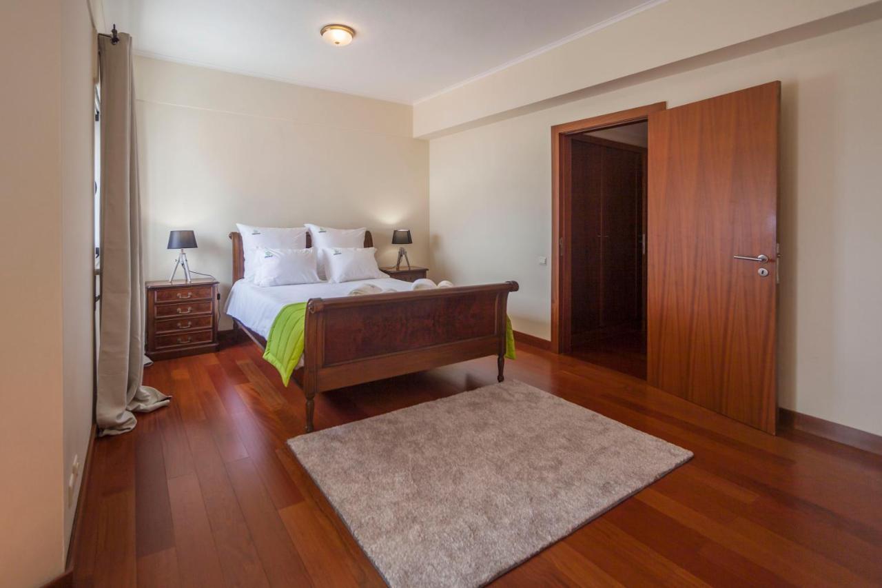 Deluxe Marina Apartment Понта-Делгада Экстерьер фото